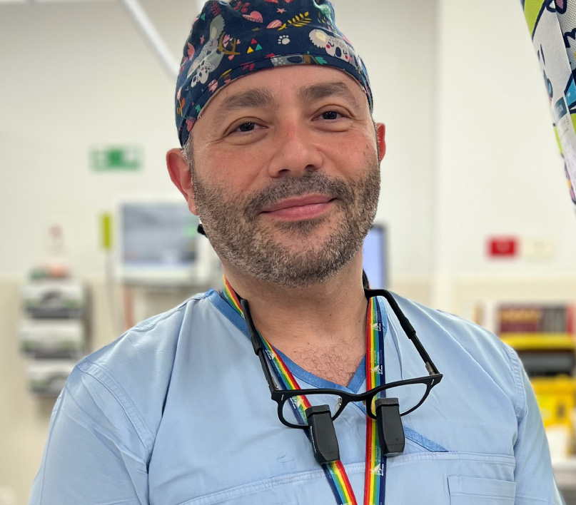 Dr Simon Fleming, specialist hand and wrist surgeon