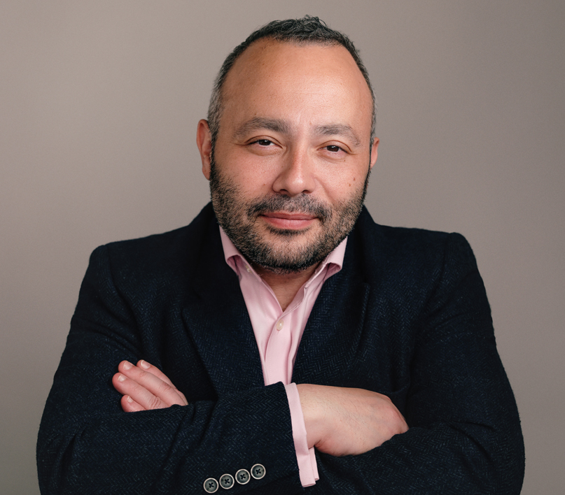 Portrait of Dr Simon Fleming, orthopaedic hand and wrist surgeon